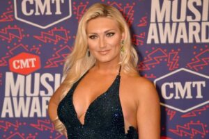 Brooke hogan Instagram